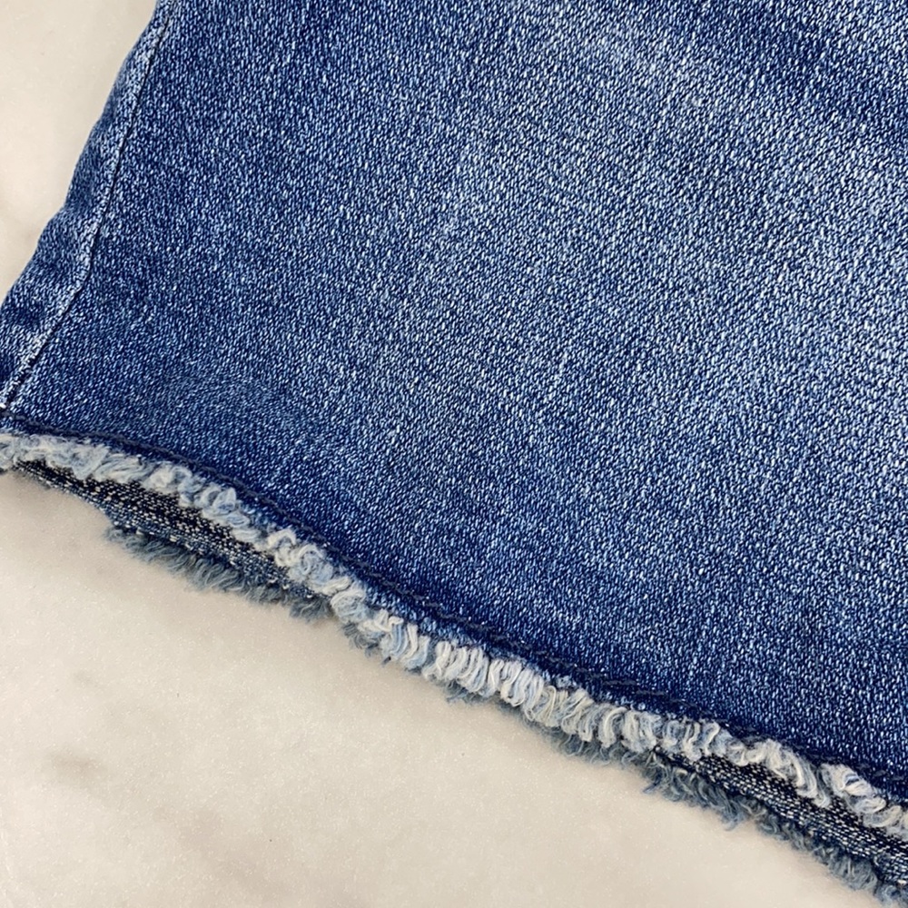Levi’s - Picture 3 of 4